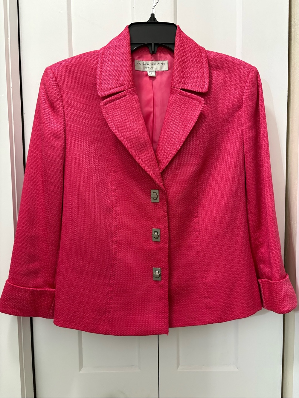 Tahari Levine Studio Hot Pink Textured Tailored Jacket size 8